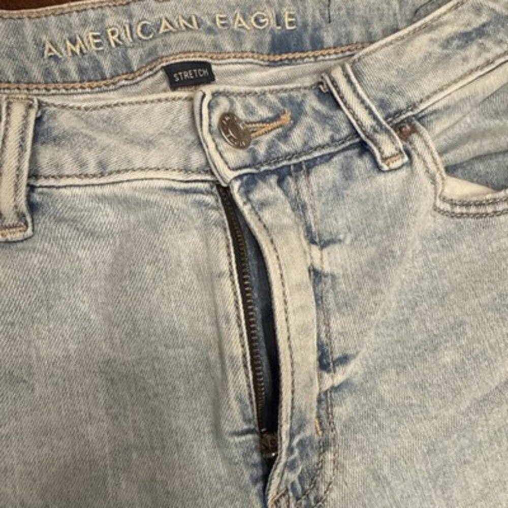 American Eagle Outfitters Super High Rise Baggy Wide Leg Light Wash Blue Size 4 - Picture 10 of 16